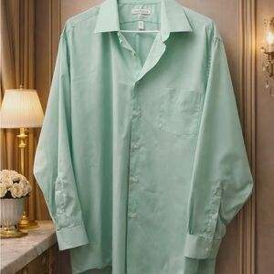 Van Heusen Men's Mint Green Dress Shirt